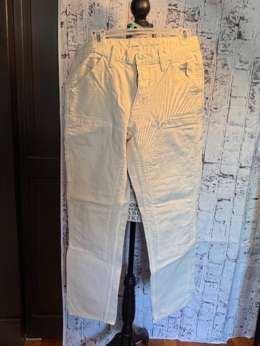 *NWOT* Old Navy Carpenter pants. Size 32x32. Color off white, beige.